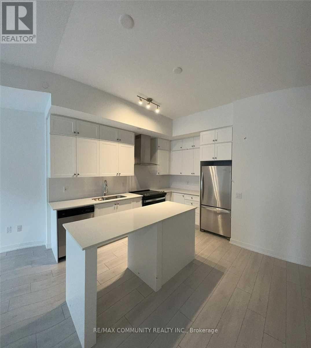 235 - 55 Duke Street W, Kitchener, Ontario  N2H 0C9 - Photo 8 - X13089220