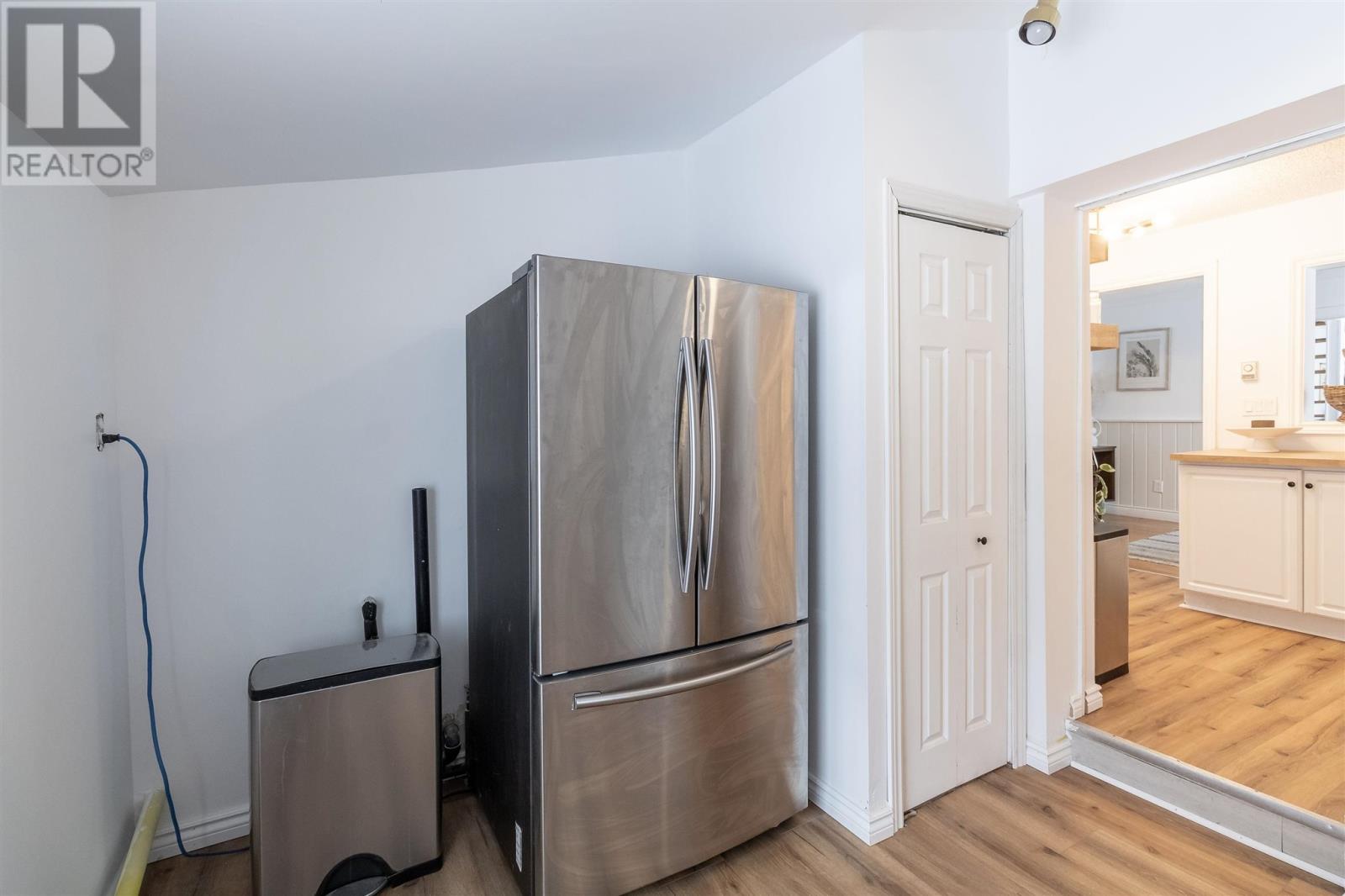 165 Woodward Ave, Sault Ste. Marie, Ontario  P6A 3T6 - Photo 6 - SM260888