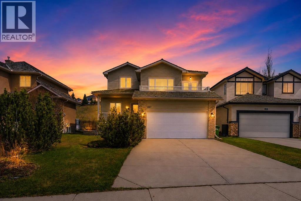 207 Gleneagles View, Cochrane, Alberta