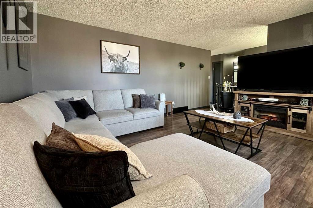 21 Pan Am Street, Swan Hills, Alberta  T0G 2C0 - Photo 9 - A2307724