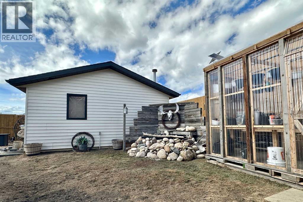 21 Pan Am Street, Swan Hills, Alberta  T0G 2C0 - Photo 28 - A2307724