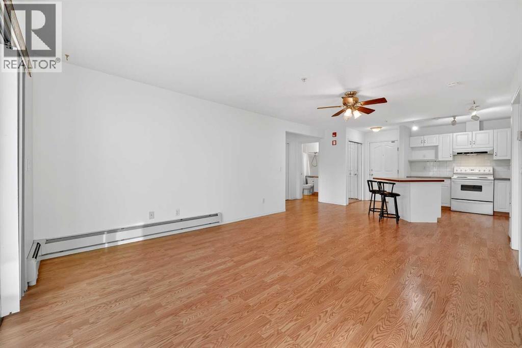 210, 165 Manora Place NE, Calgary, Alberta  T2A 7X5 - Photo 9 - A2278132