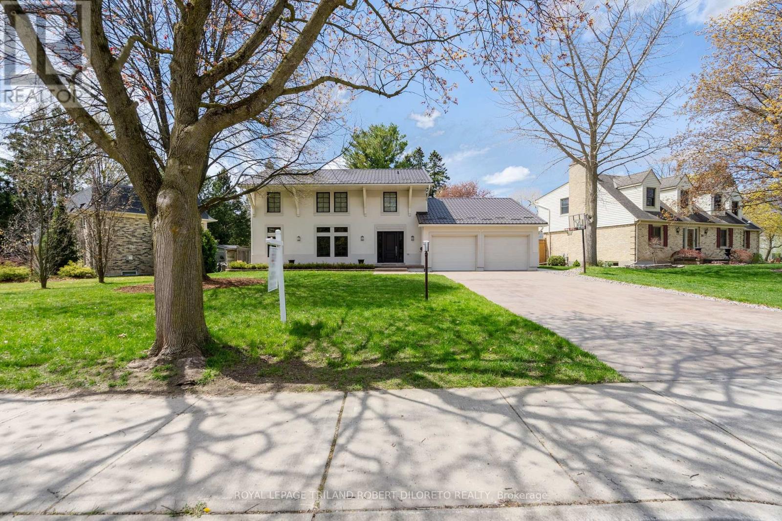 20 Cherokee Road, London North, Ontario  N6G 2N8 - Photo 2 - X13089272