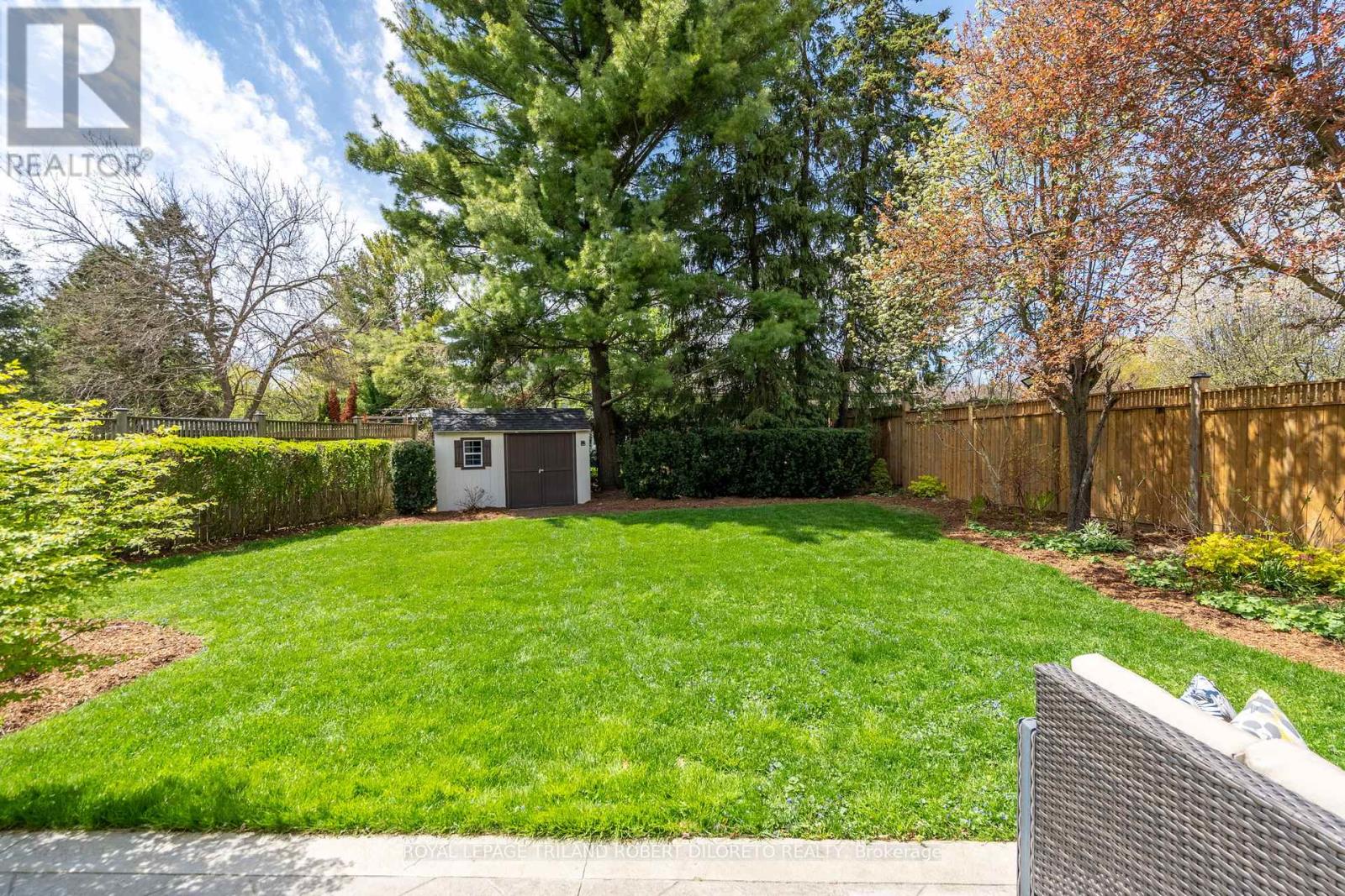 20 Cherokee Road, London North, Ontario  N6G 2N8 - Photo 39 - X13089272