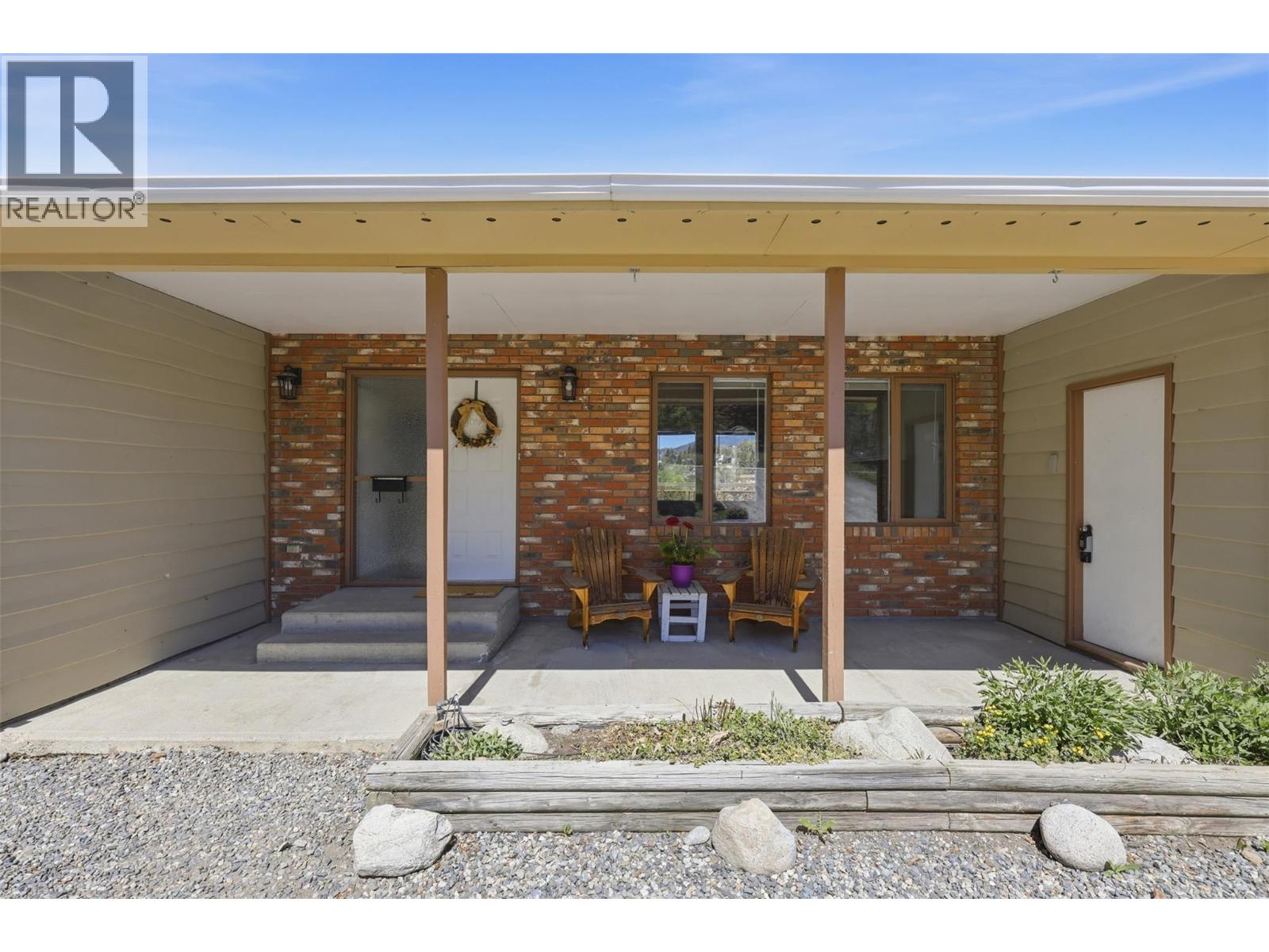 1496 Todd Road, Kamloops, British Columbia  V2C 5B5 - Photo 6 - 10383065
