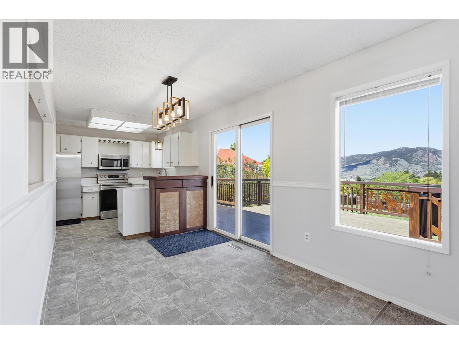 1496 Todd Road, Kamloops, British Columbia  V2C 5B5 - Photo 16 - 10383065
