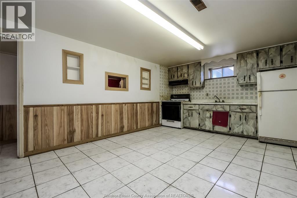 3949 Woodward Avenue, Windsor, Ontario  N8W 2Z5 - Photo 12 - 26010216