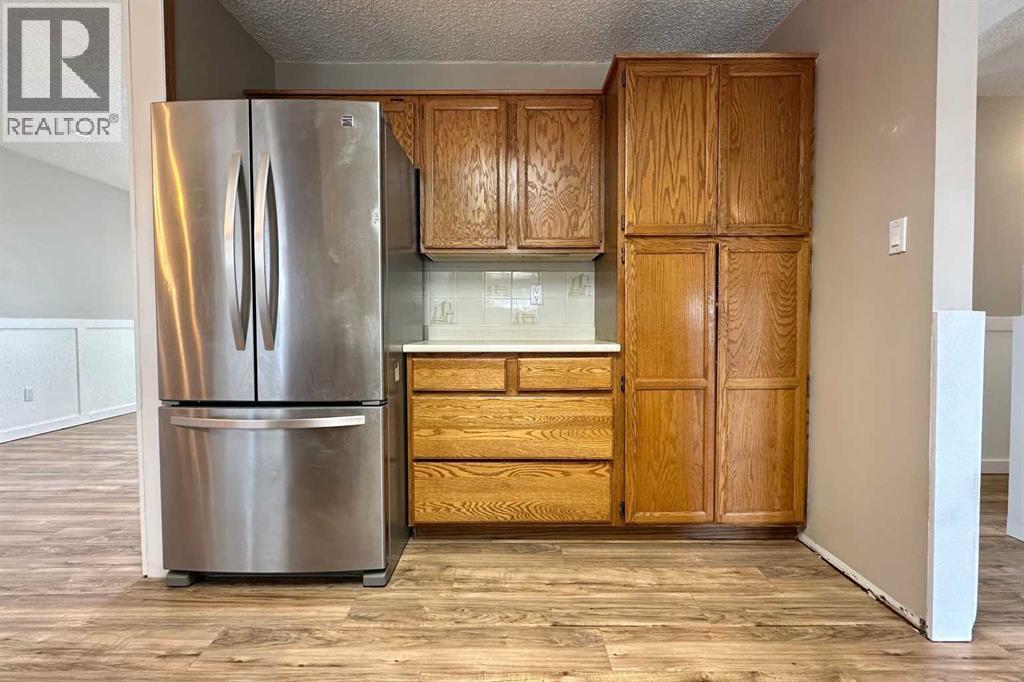 8 Isbister Avenue, Swan Hills, Alberta  T0G 2C0 - Photo 13 - A2308221