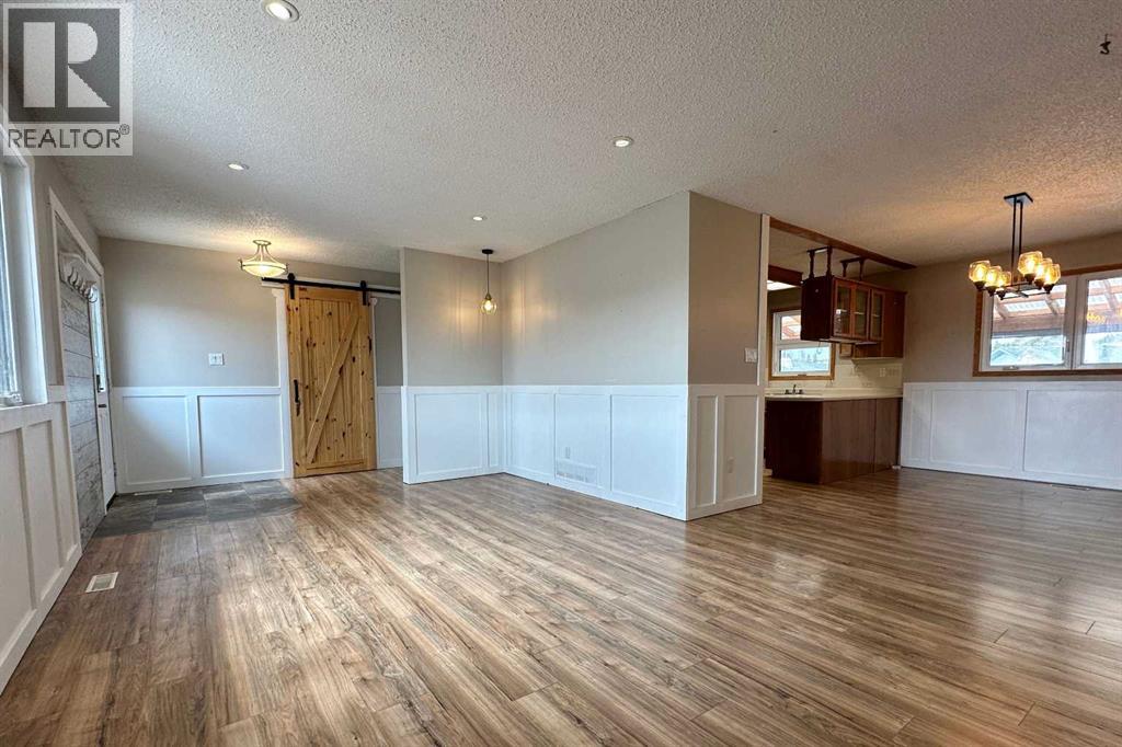 8 Isbister Avenue, Swan Hills, Alberta  T0G 2C0 - Photo 8 - A2308221