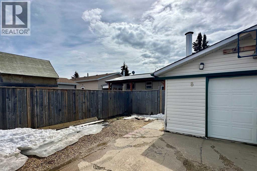 8 Isbister Avenue, Swan Hills, Alberta  T0G 2C0 - Photo 5 - A2308221