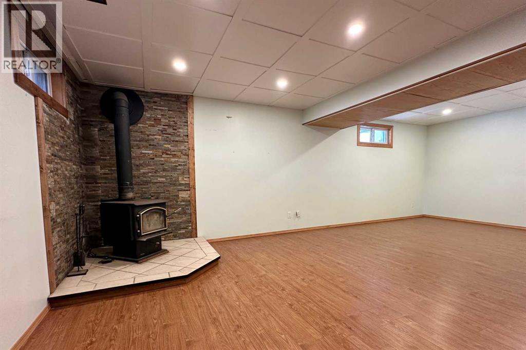 8 Isbister Avenue, Swan Hills, Alberta  T0G 2C0 - Photo 25 - A2308221