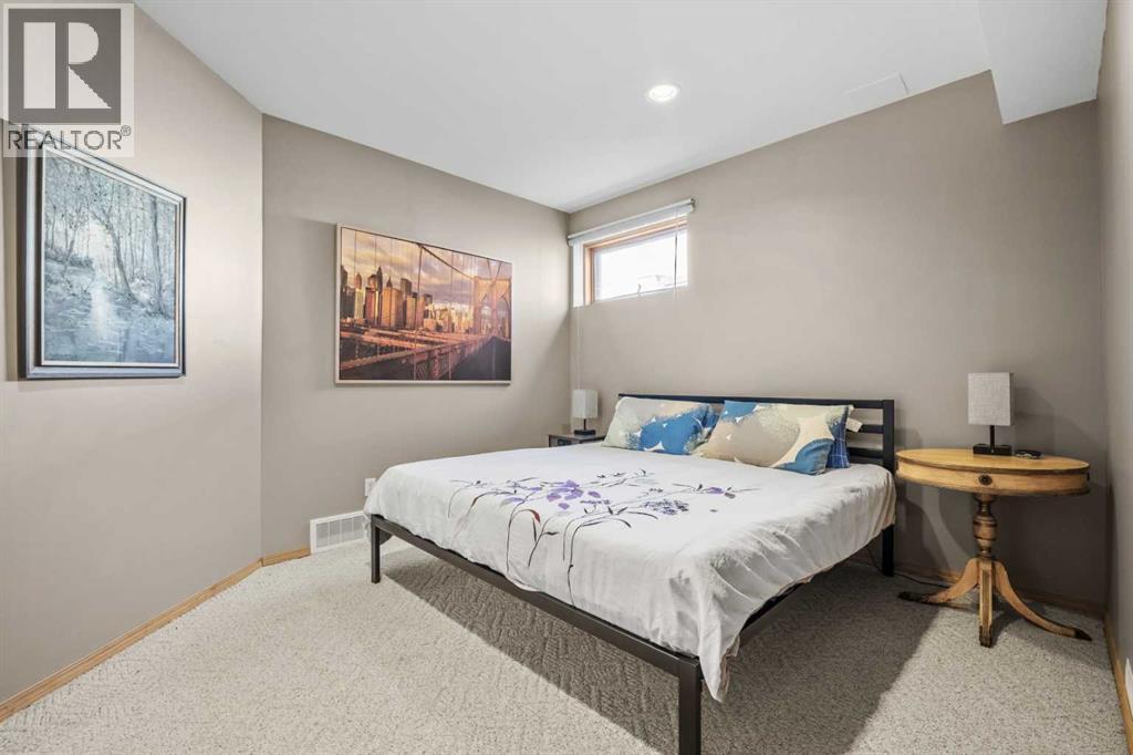444 Sierra Morena Court Sw, Calgary, Alberta  T3H 3A6 - Photo 38 - A2298837