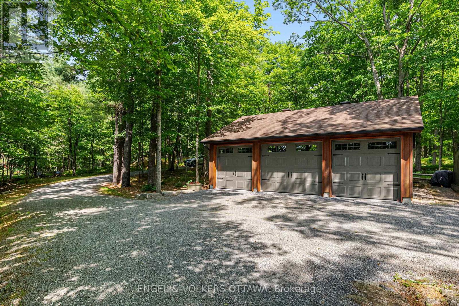 216 Connies Lane, Rideau Lakes, Ontario  K0G 1X0 - Photo 39 - X13089350