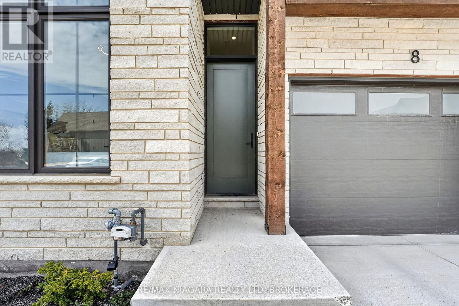 8 - 41 Ivy Crescent, Thorold, Ontario  L2V 0J9 - Photo 3 - X13089268