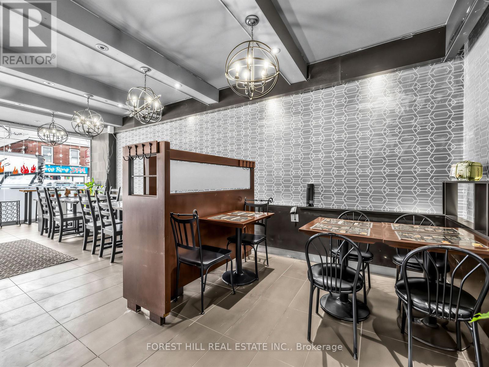 348 Broadview Avenue, Toronto, Ontario  M4M 2H1 - Photo 12 - E12850000