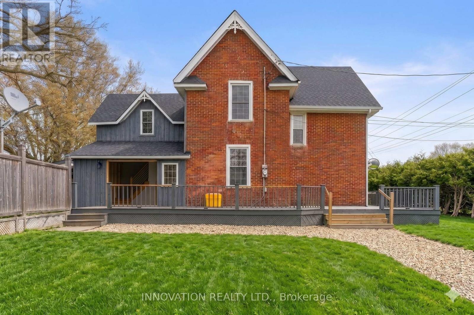 348 Donald B. Munro Drive, Ottawa, Ontario  K0A 1L0 - Photo 2 - X12917792