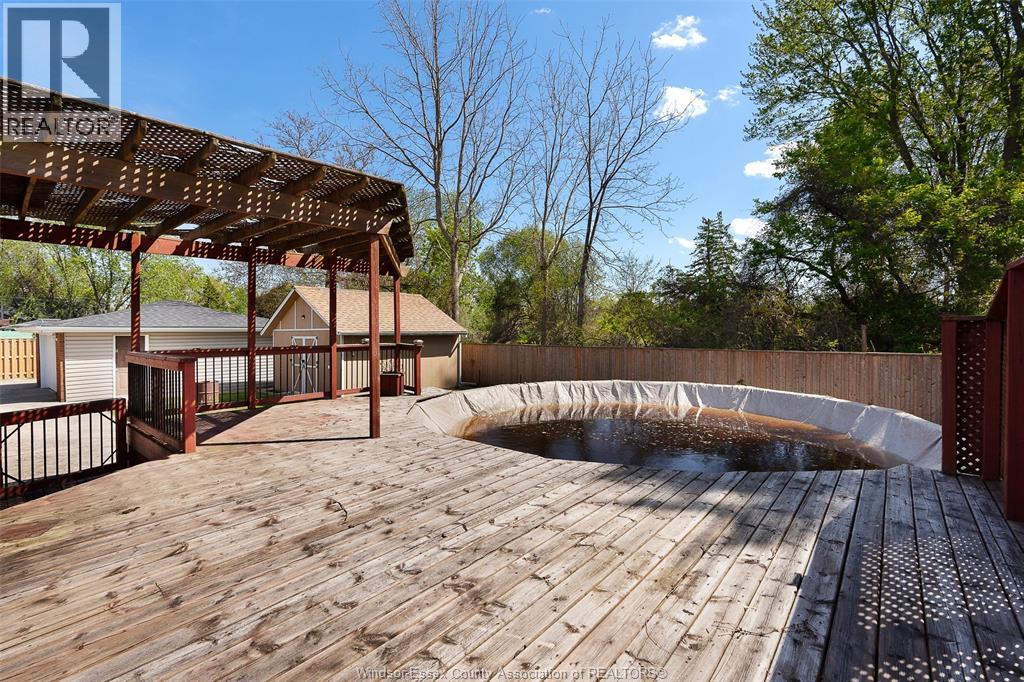 555 River, Lasalle, Ontario  N9J 1A3 - Photo 10 - 26010237