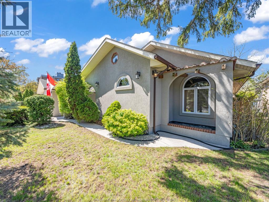 923 Lauzon Road, Windsor, Ontario  N8S 3M4 - Photo 34 - 26010228