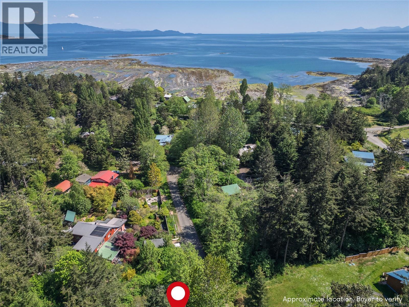 5235 Mcleod Rd, Hornby Island, British Columbia  V0R 1Z0 - Photo 2 - 1034644