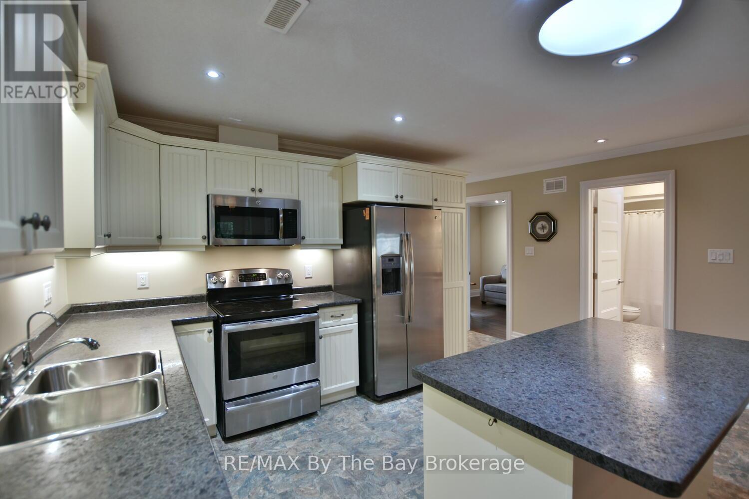 50 Clover Crescent, Wasaga Beach, Ontario  L9Z 0G4 - Photo 7 - S13089438
