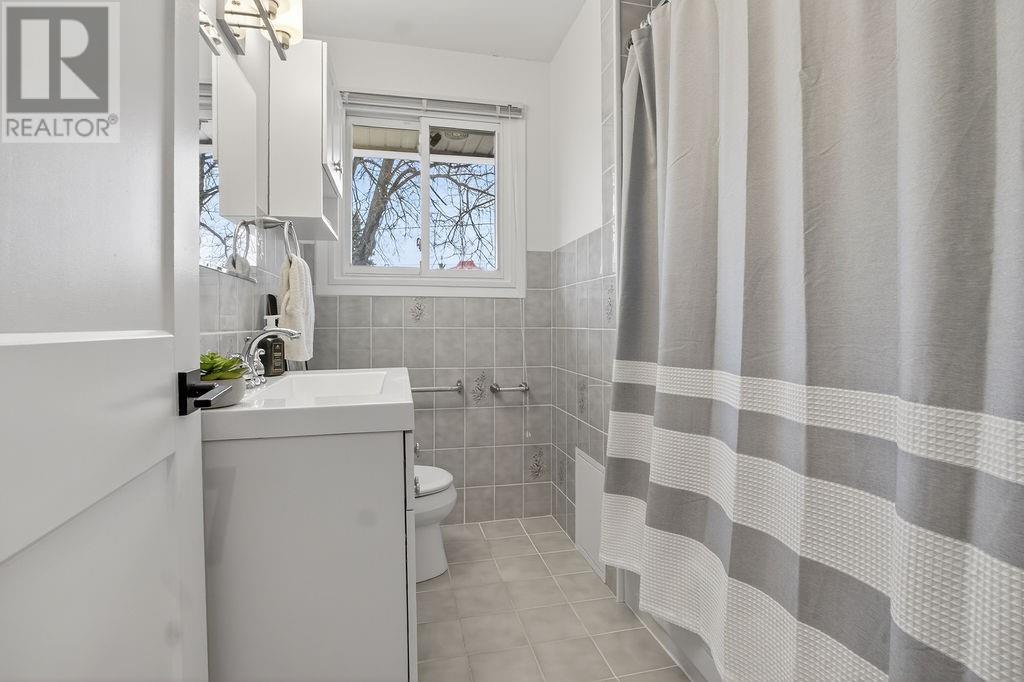 1005 Beatrice Crescent N, Sudbury, Ontario  P3A 2E8 - Photo 17 - 2127510