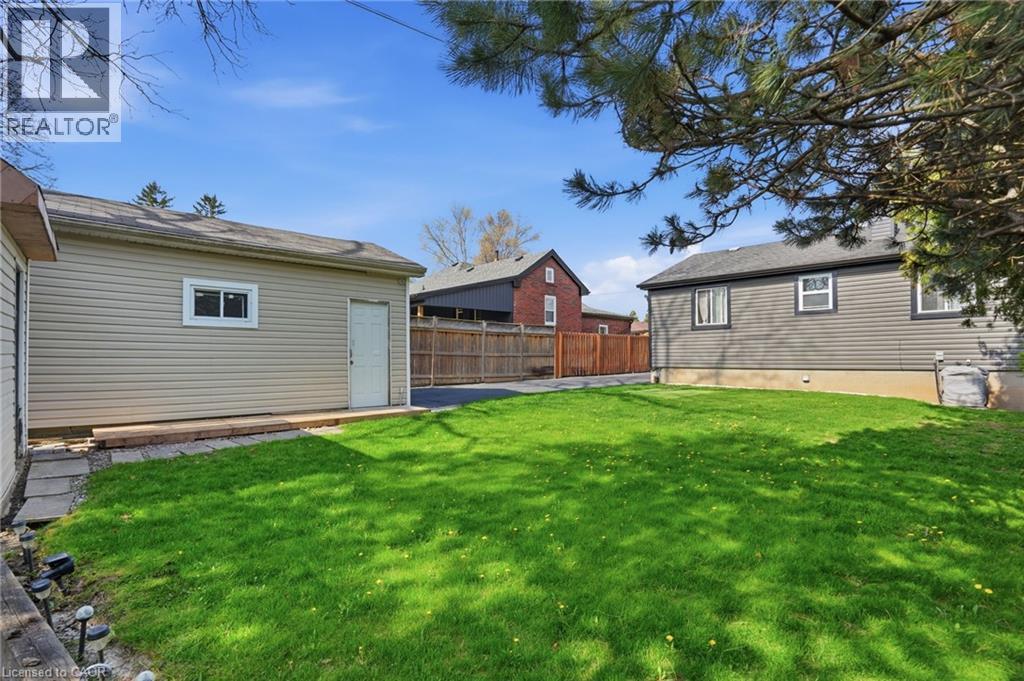 249 West 18th Street, Hamilton, Ontario  L9C 4H1 - Photo 35 - 40827510