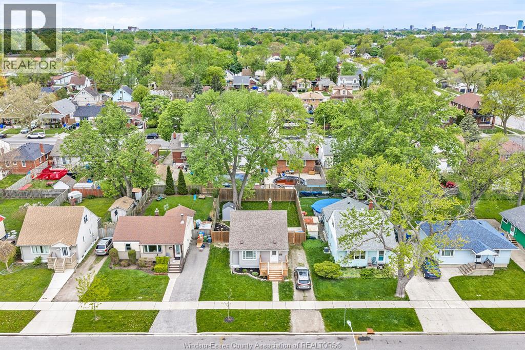 1633 Olive, Windsor, Ontario  N8Y 4M8 - Photo 3 - 26010193