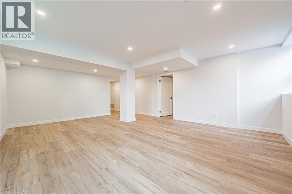 555 Sanatorium Road Unit# 107, Hamilton, Ontario  L9C 2B1 - Photo 12 - 40827501