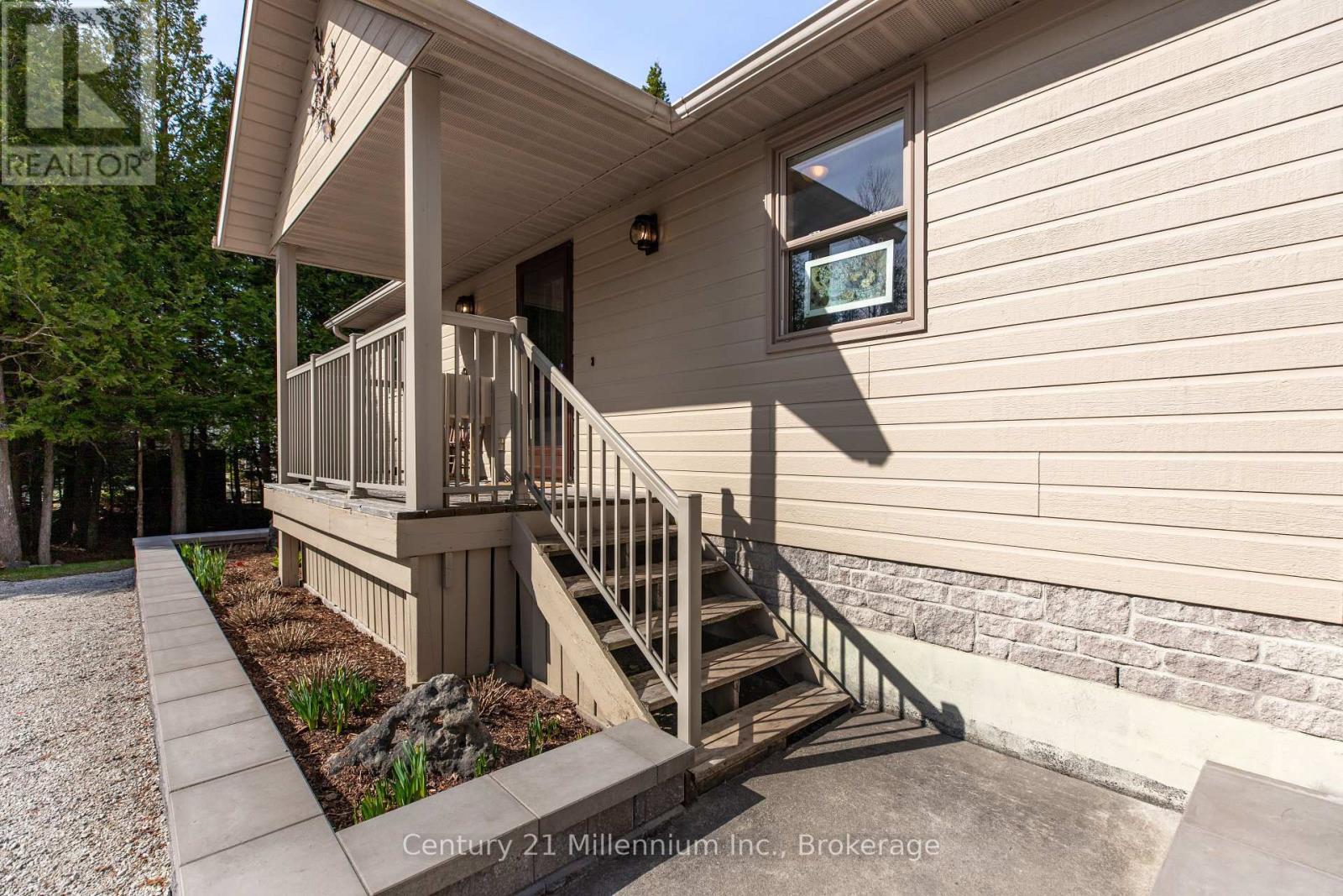 80 Lakewood Country Lane, Northern Bruce Peninsula, Ontario  N0H 1W0 - Photo 18 - X13089300