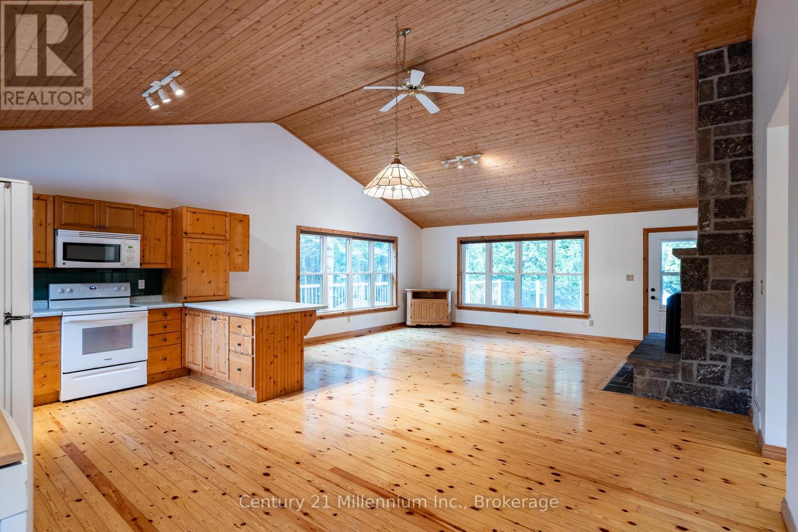 80 Lakewood Country Lane, Northern Bruce Peninsula, Ontario  N0H 1W0 - Photo 19 - X13089300