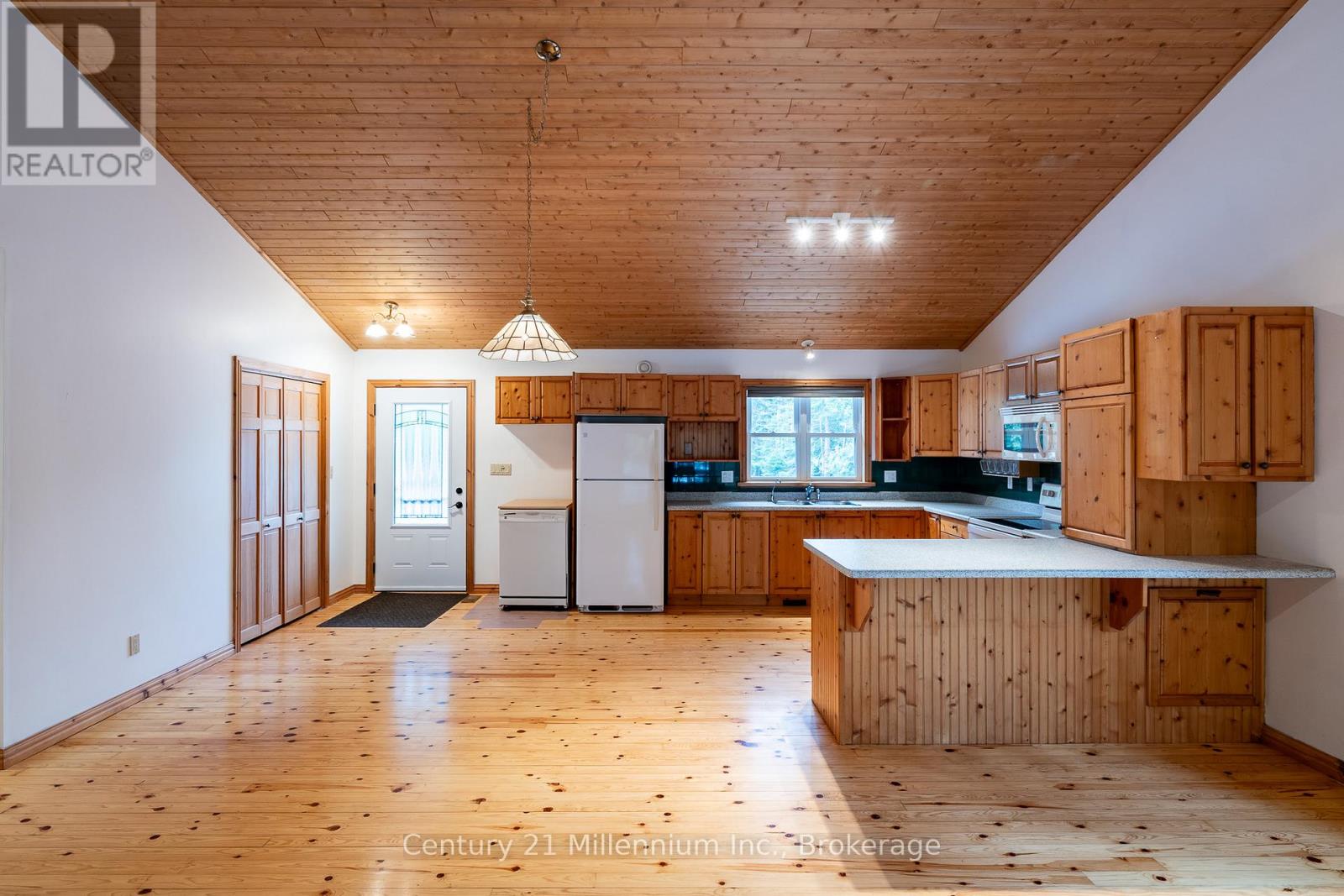 80 Lakewood Country Lane, Northern Bruce Peninsula, Ontario  N0H 1W0 - Photo 21 - X13089300