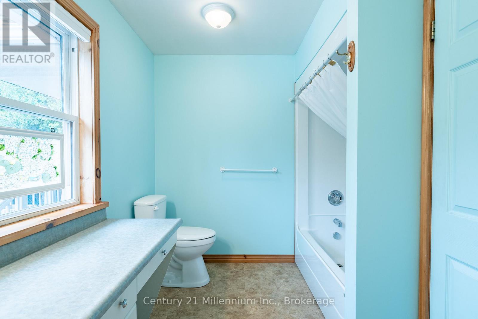 80 Lakewood Country Lane, Northern Bruce Peninsula, Ontario  N0H 1W0 - Photo 30 - X13089300