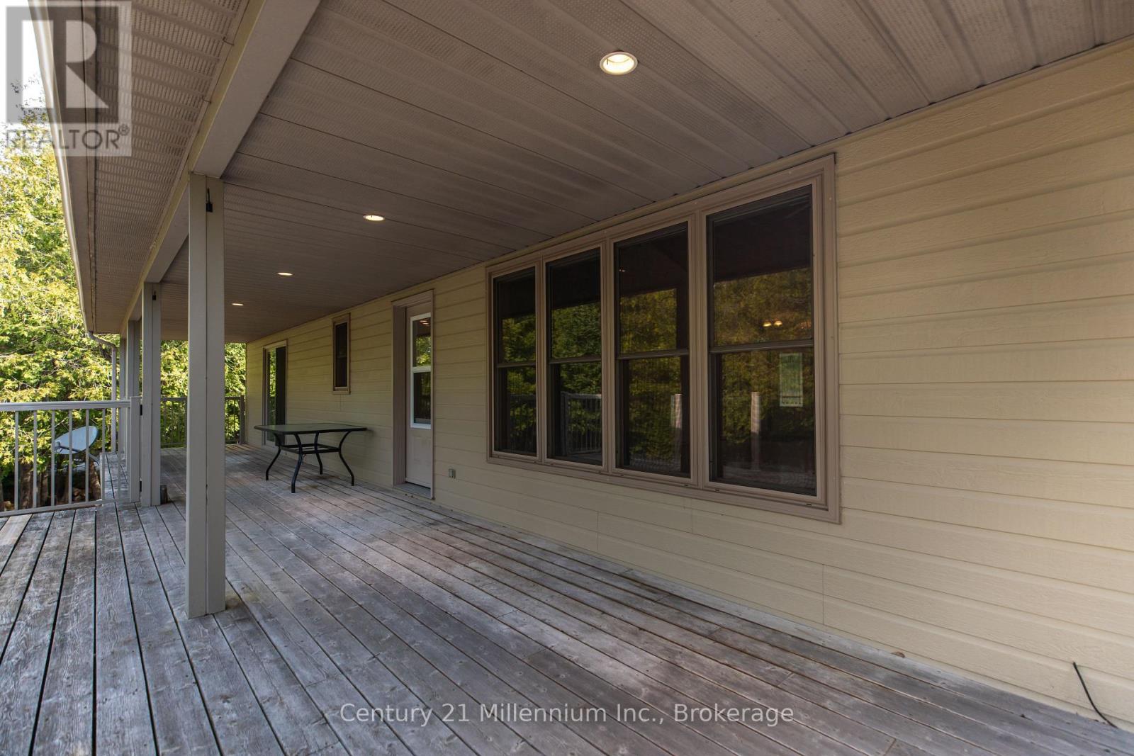 80 Lakewood Country Lane, Northern Bruce Peninsula, Ontario  N0H 1W0 - Photo 40 - X13089300