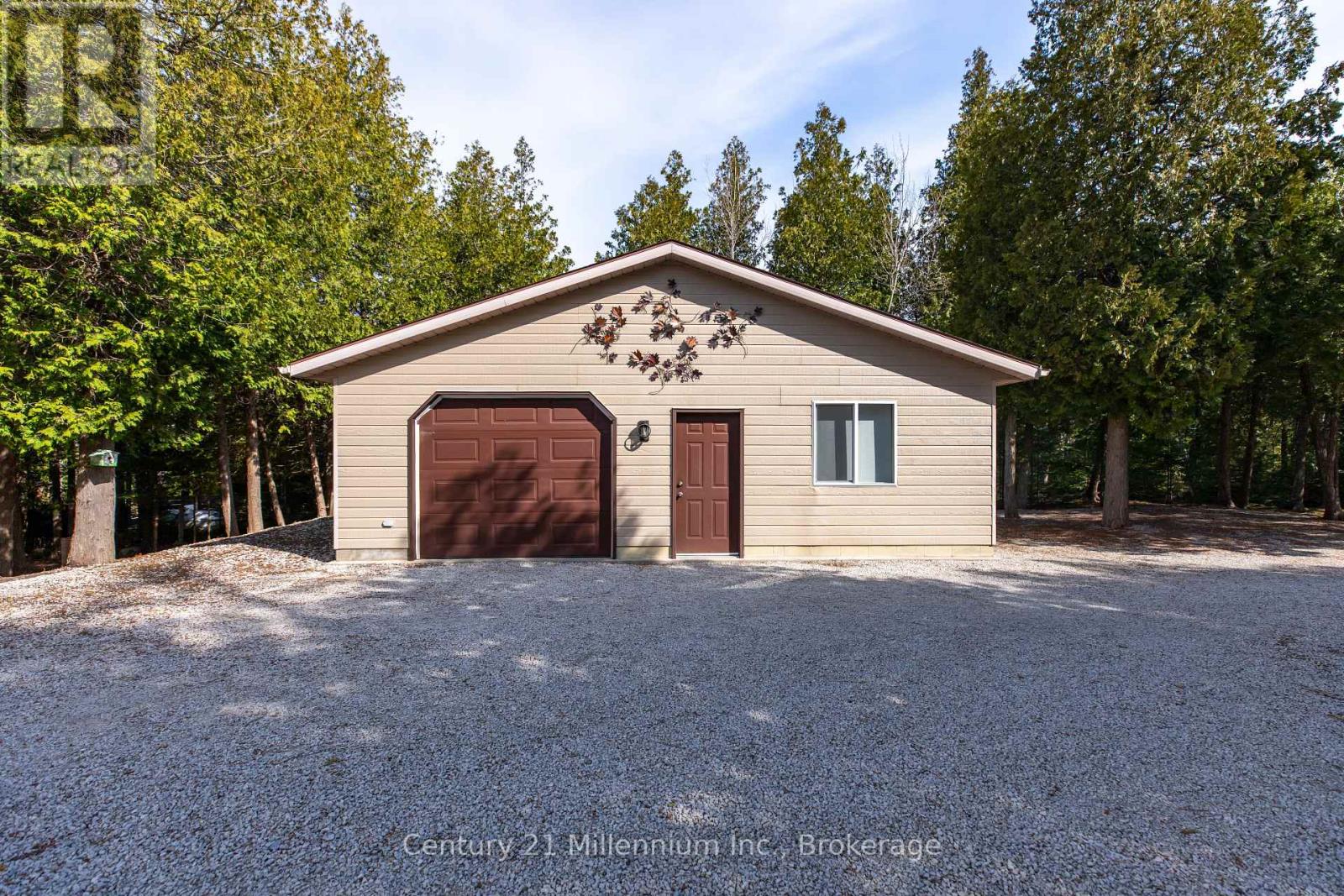 80 Lakewood Country Lane, Northern Bruce Peninsula, Ontario  N0H 1W0 - Photo 43 - X13089300