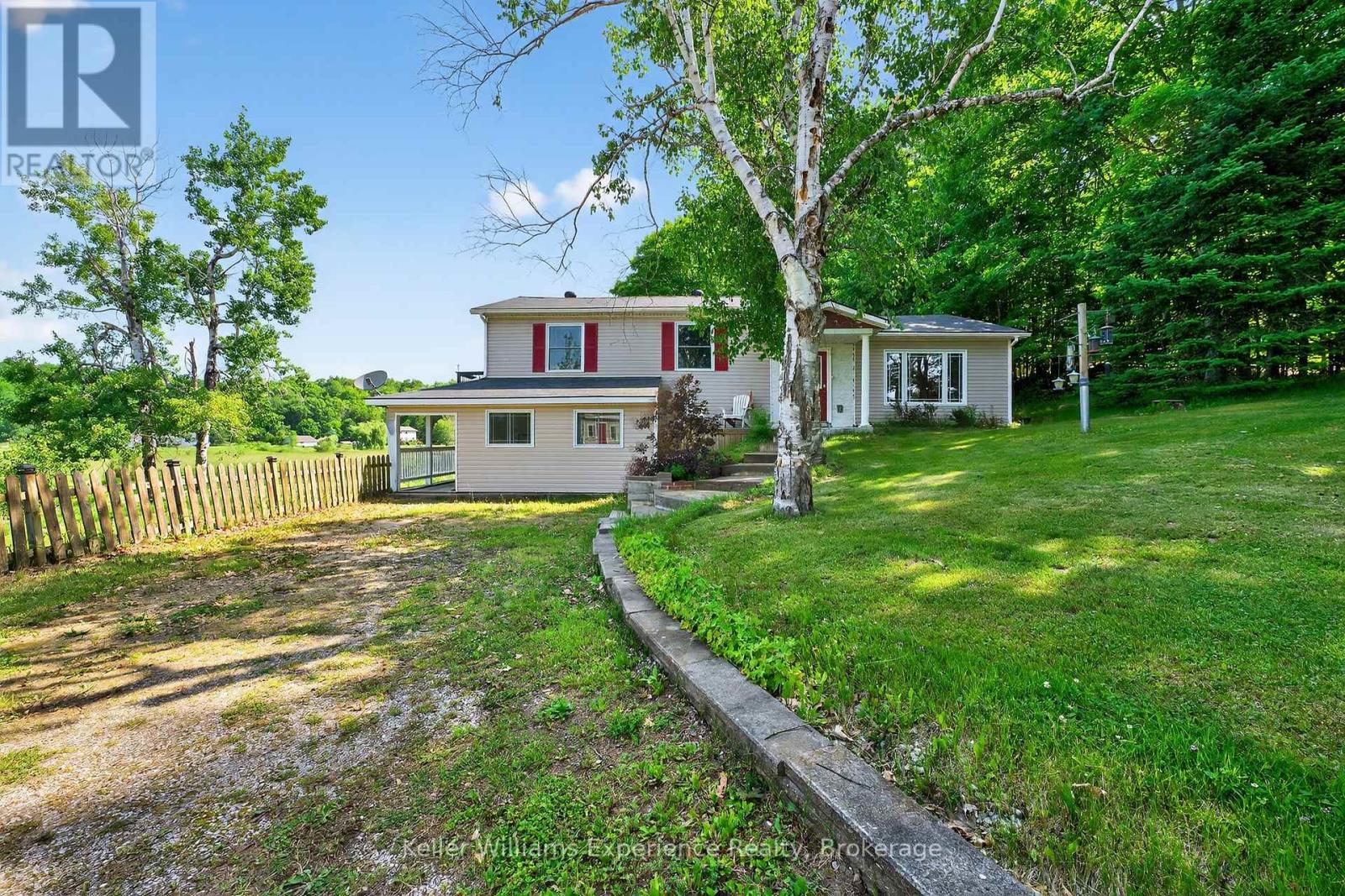 1236 Golden Beach Road, Bracebridge, Ontario  P1L 1W8 - Photo 3 - X13089408
