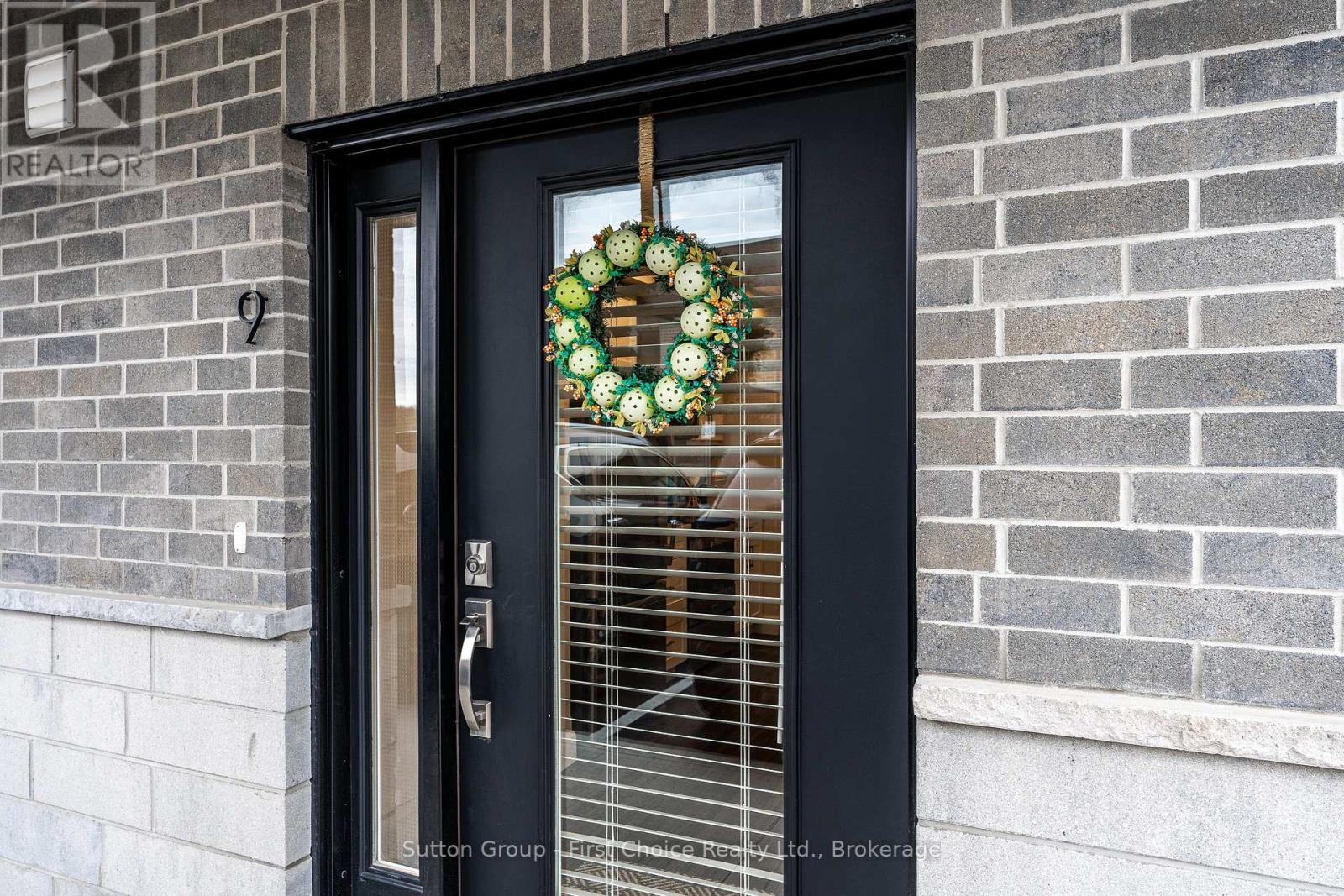 9 - 3202 VIVIAN LINE 37, Stratford, Ontario