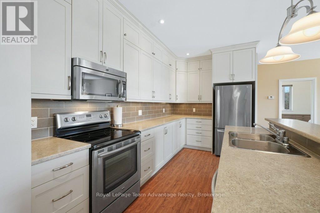 301 - 20a Silver Birch Court, Parry Sound, Ontario  P2A 0A7 - Photo 6 - X13089452
