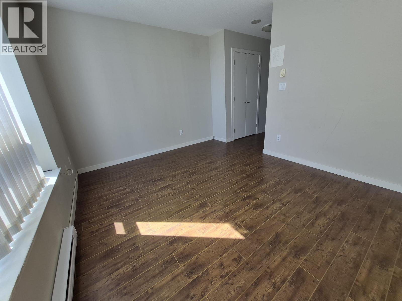 1703 2979 Glen Drive, Coquitlam, British Columbia  V3B 0B2 - Photo 9 - R3120074
