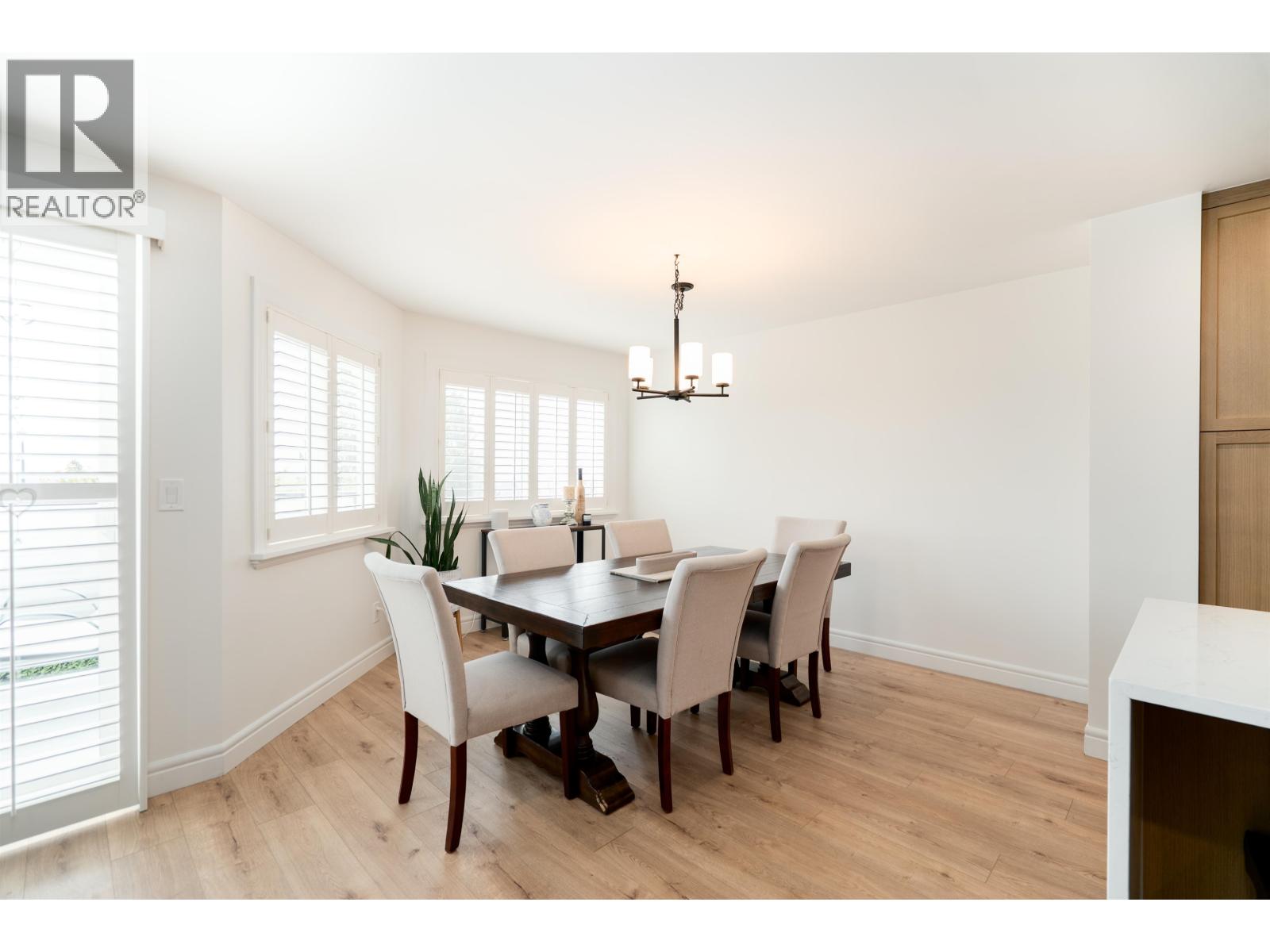 132 2721 Atlin Place, Coquitlam, British Columbia  V3C 5B1 - Photo 10 - R3120107