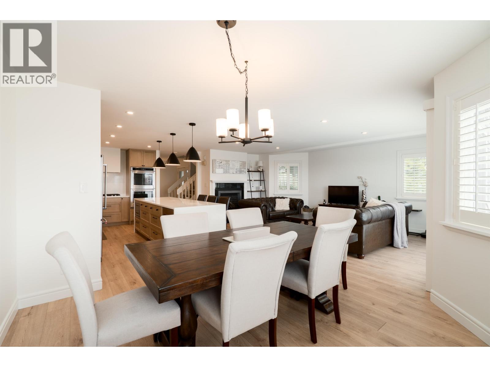 132 2721 Atlin Place, Coquitlam, British Columbia  V3C 5B1 - Photo 11 - R3120107
