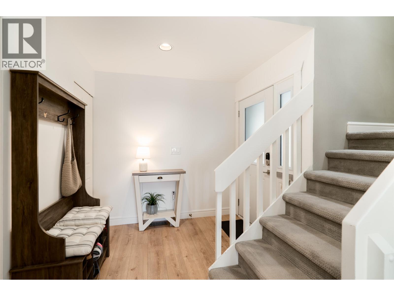 132 2721 Atlin Place, Coquitlam, British Columbia  V3C 5B1 - Photo 16 - R3120107