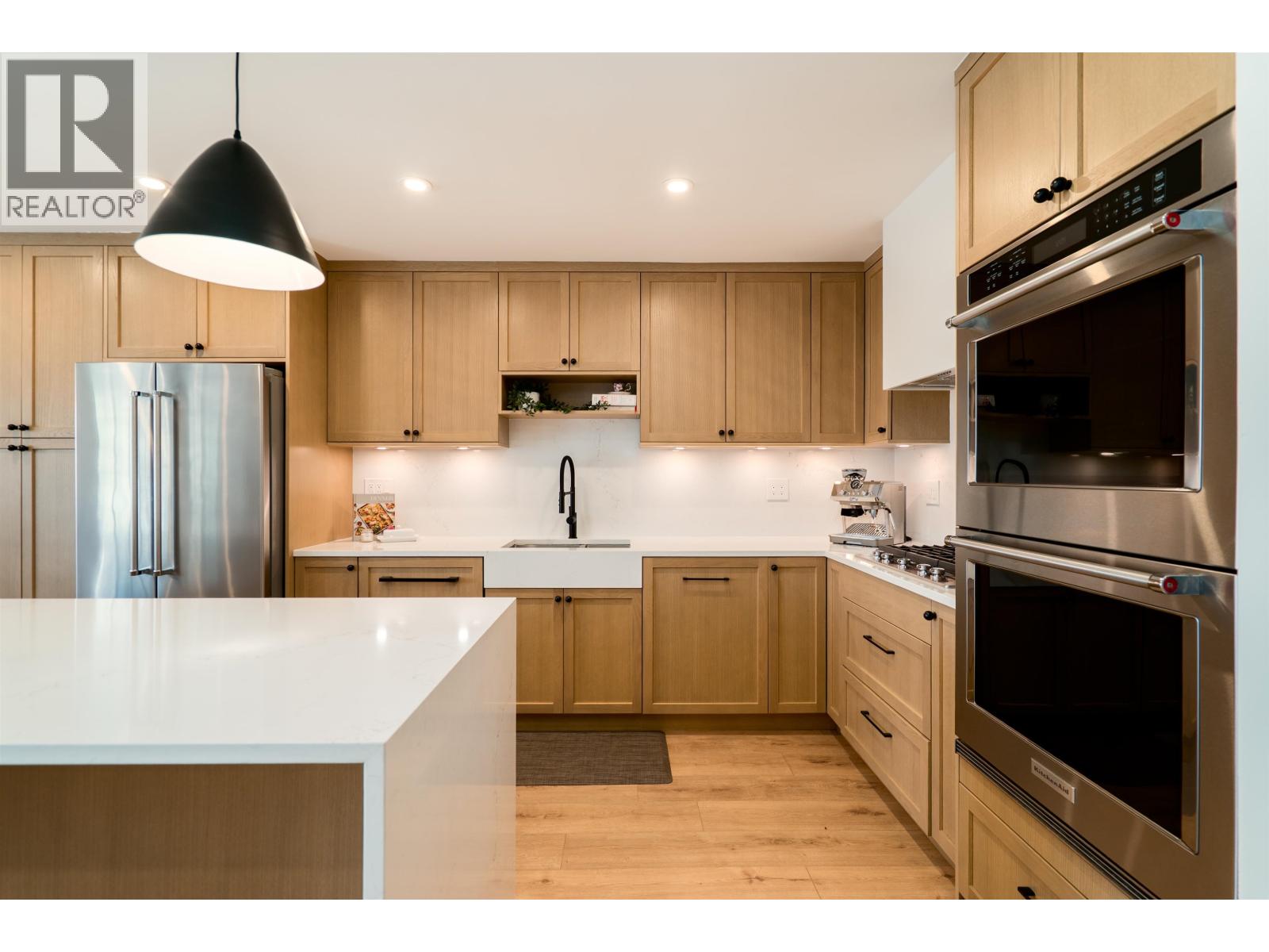 132 2721 Atlin Place, Coquitlam, British Columbia  V3C 5B1 - Photo 3 - R3120107