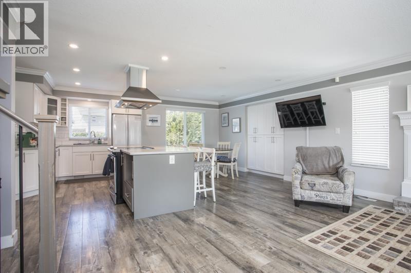 12181 Chestnut Crescent, Pitt Meadows, British Columbia  V3Y 2C8 - Photo 18 - R3120102