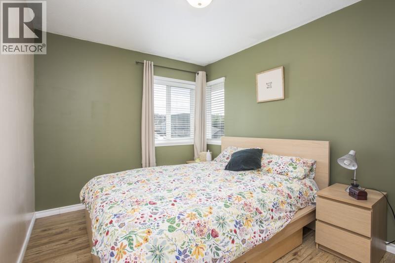 12181 Chestnut Crescent, Pitt Meadows, British Columbia  V3Y 2C8 - Photo 3 - R3120102