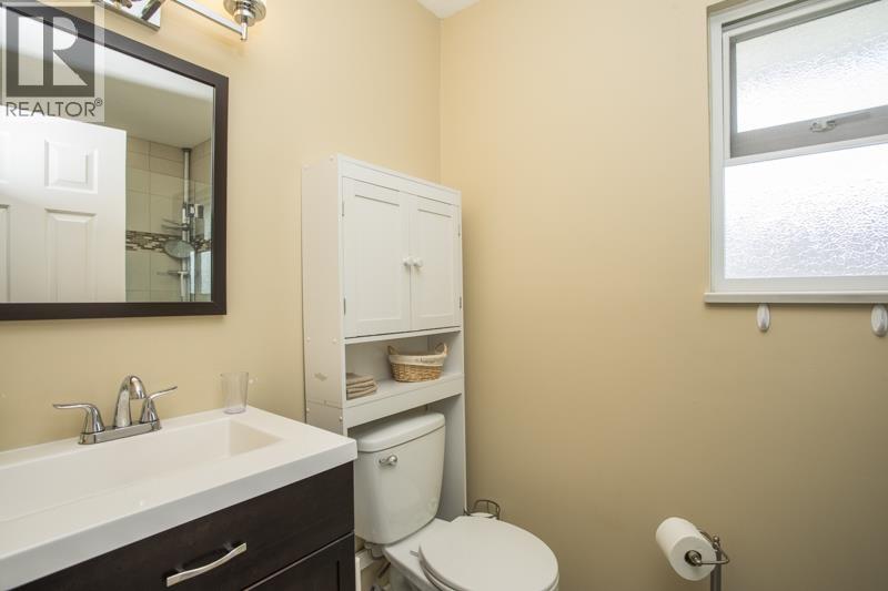 12181 Chestnut Crescent, Pitt Meadows, British Columbia  V3Y 2C8 - Photo 8 - R3120102