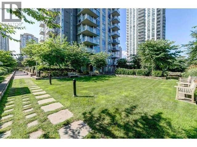 1603 3008 Glen Drive, Coquitlam, British Columbia  V3B 0J5 - Photo 13 - R3120111