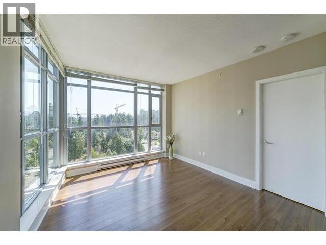 1603 3008 Glen Drive, Coquitlam, British Columbia  V3B 0J5 - Photo 3 - R3120111