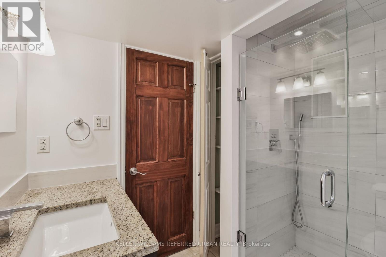 Lower - 25 Carscadden Drive, Toronto, Ontario  M2R 2A6 - Photo 9 - C13089284