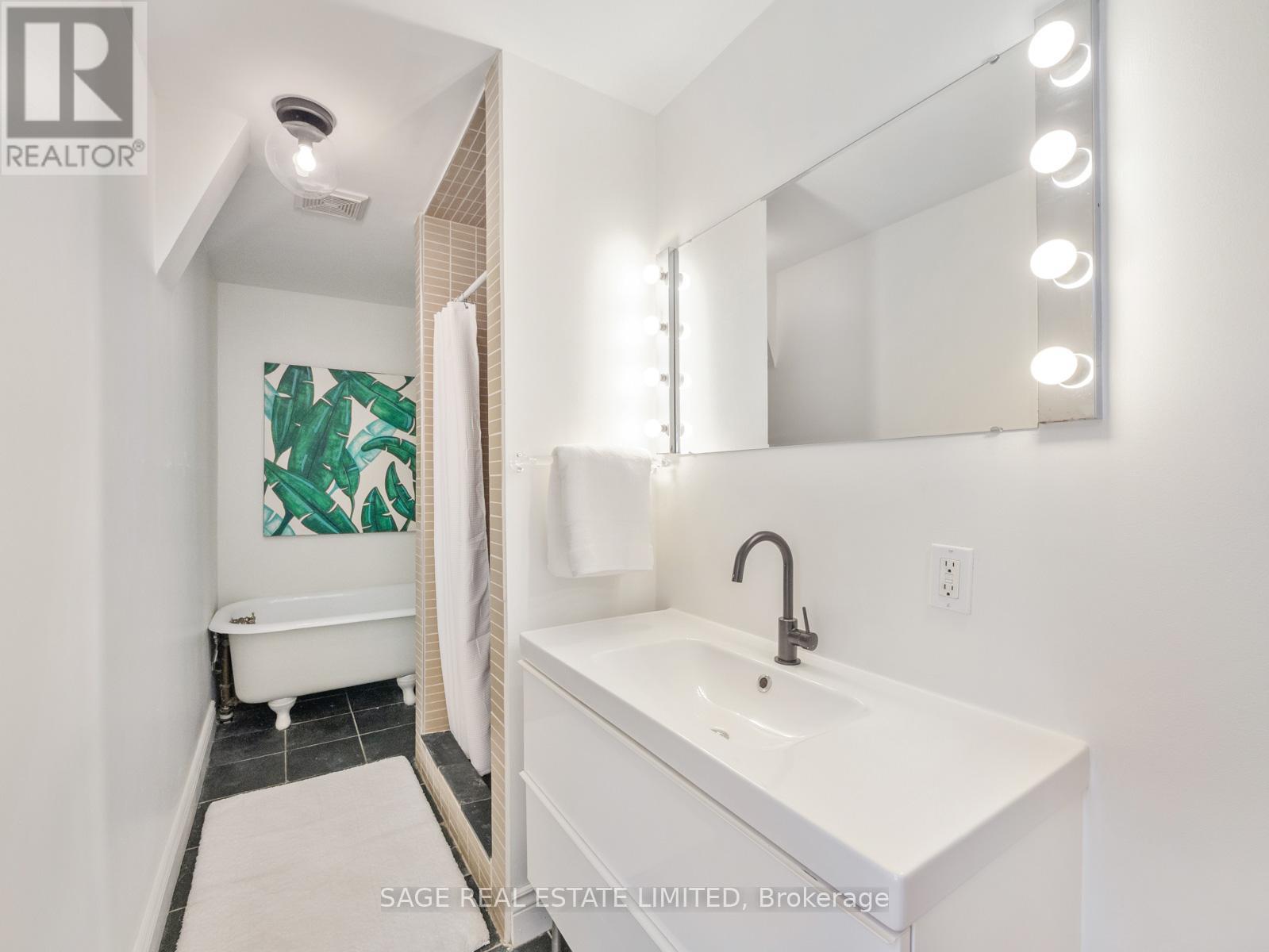 45 Shirley Street, Toronto, Ontario  M6K 1S8 - Photo 24 - C13089334