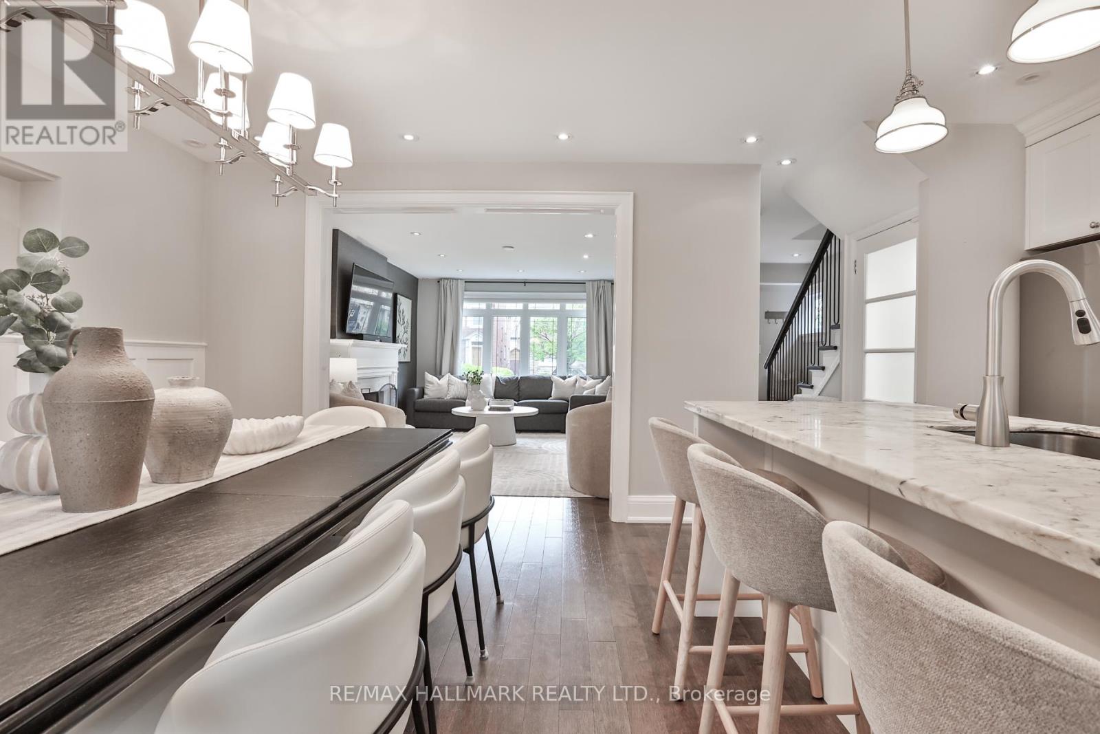 151 Chiltern Hill Road, Toronto, Ontario  M6C 3C3 - Photo 10 - C13089454